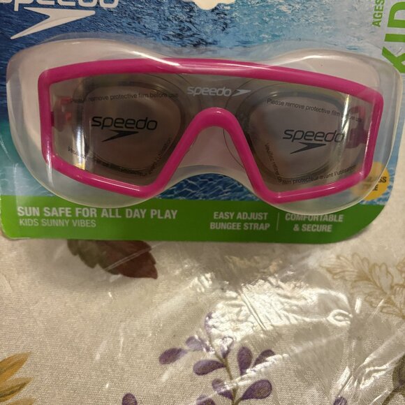 Speedo Kids Ages 3 - 6 Speedo Easy Adjust Pink Goggles New - Picture 1 of 1